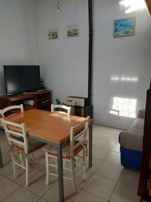 Location Petit Gite Individuel Orgeres  المظهر الخارجي الصورة