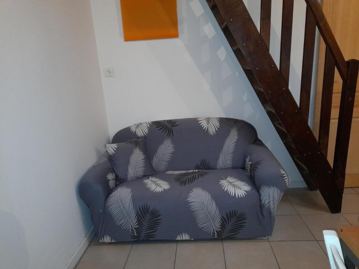 Location Petit Gite Individuel Orgeres  المظهر الخارجي الصورة